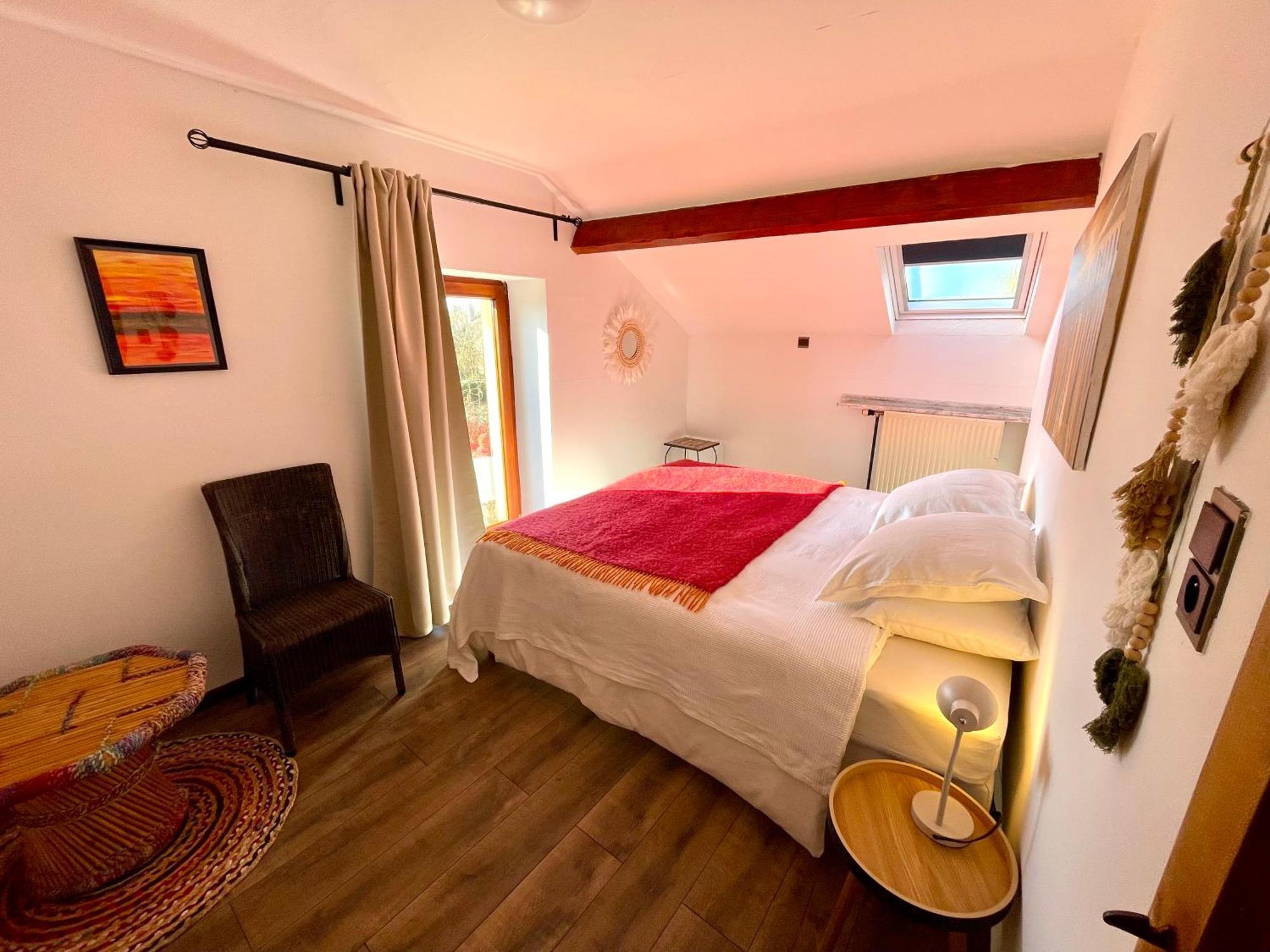 فيرتون Homestay Villa O المظهر الخارجي الصورة